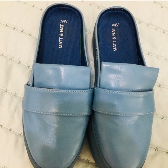 MATT & NAT light blue slides - Picture 3 of 6
